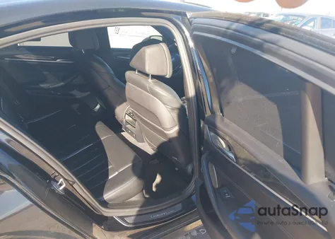 2018 BMW 540I из США, поврежденный, VIN WBAJE5C54JG918138